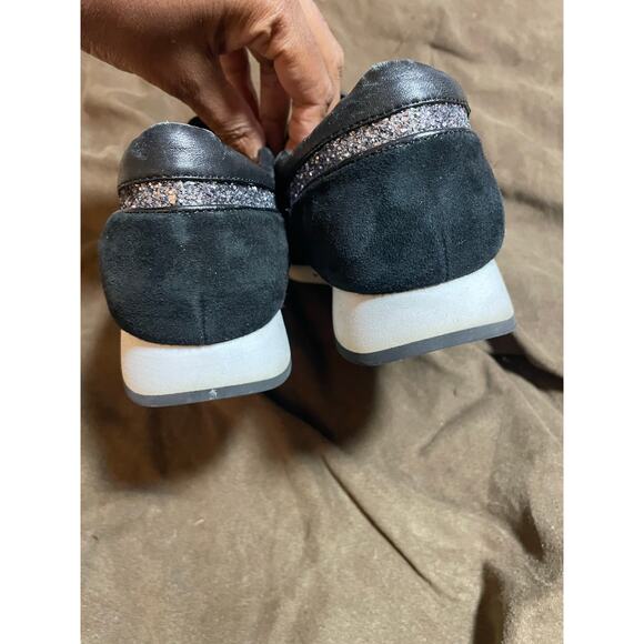 Donald Pliner black and silver glitter slip on sneakers size 9 - Picture 3 of 9